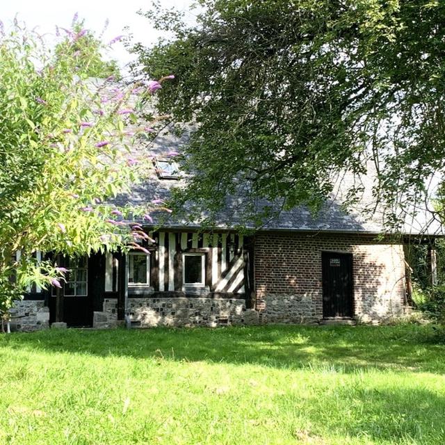 Maison de campagne située entre Deauville et Honfleur.