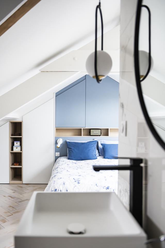 De la salle de bain.